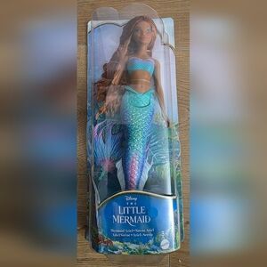 New Disney Mattel, The Little Mermaid Ariel Sirene Fashion Doll Barbie